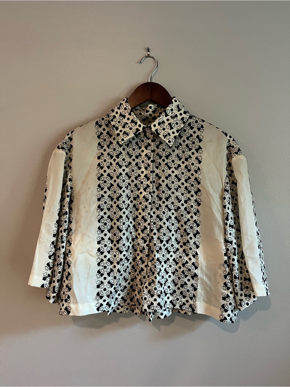 Tuckernuck XS Black Cream Printed Blouse Pleated Skirt Matching Set